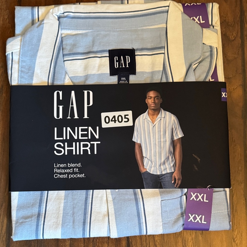 NWT GAP Men's Striped Blue and White Linen Shirt